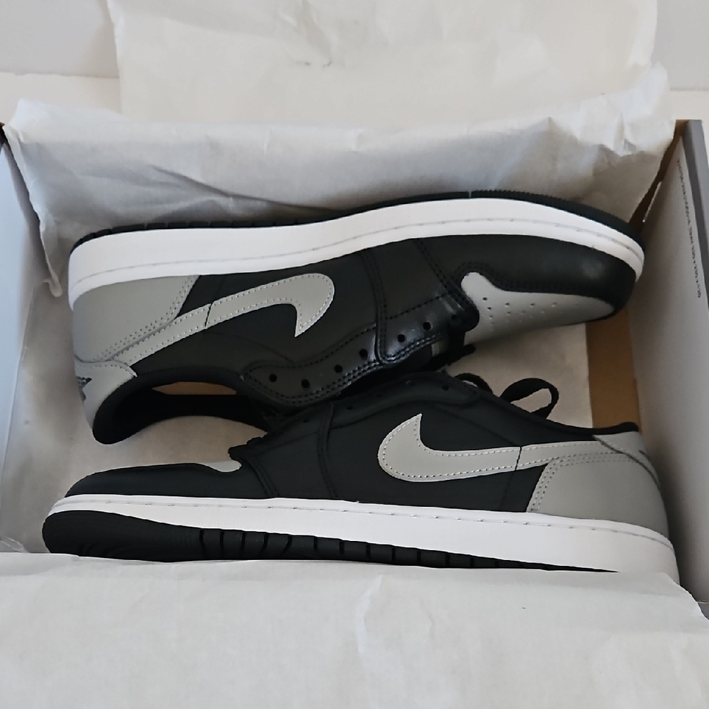 Air Jordan 1 shadow lows